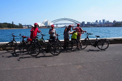 Sydney Harbour Discovery Tour - Attractions 9