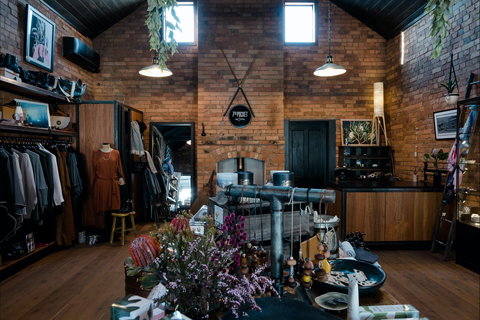 7th Pocket - Attractions 0