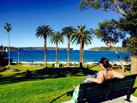 Balmoral Beach - Attractions Las Vegas 0