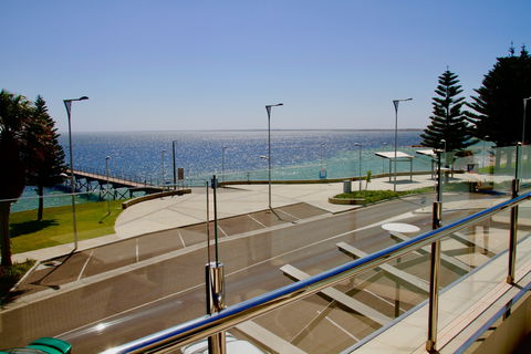 Ceduna Jetty - Attractions 2