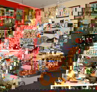 Country Brushstrokes - Attractions