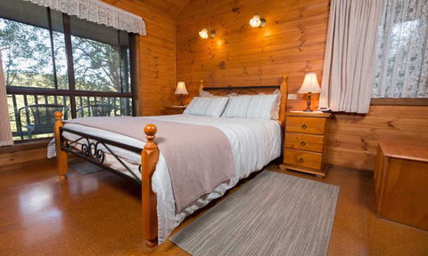Gumnut Hideaway Gallery - Attractions 1