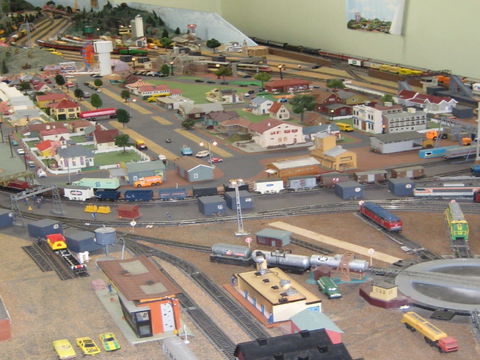 Heywood Model Trains - Attractions 0