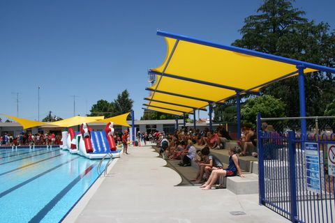 Holland Park Pool - Attractions 2