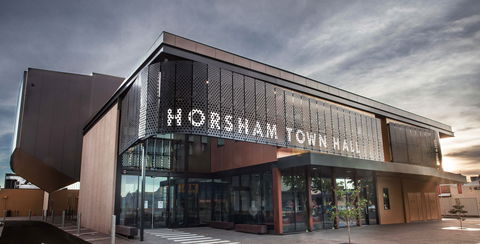 Horsham Town Hall & Regional Art Gallery - Attractions 0