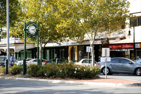 Hutt Street - Attractions 0