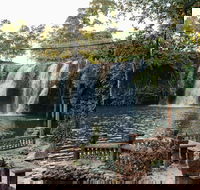 Mena Creek Falls - Attractions