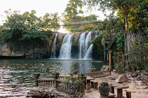Mena Creek Falls - Attractions 0