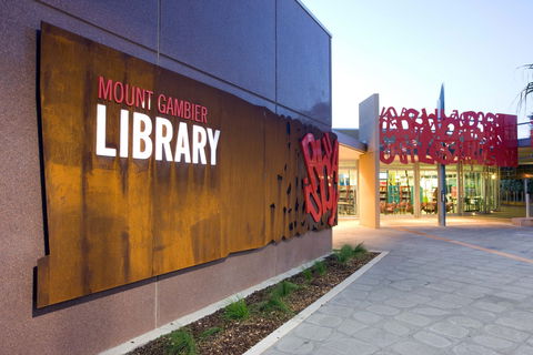 Mount Gambier Library - Attractions 0