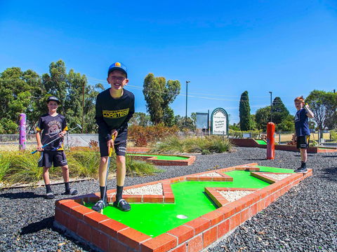 Naracoorte Mini Golf - Attractions 2