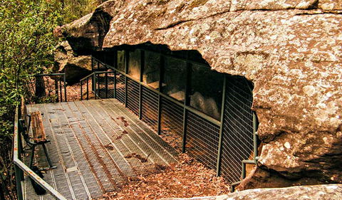 Red Hands Cave Walking Track - Blue Mountains National Park - Attractions 0