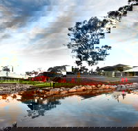 Savannah Visitor Plaza Taronga Western Plains Zoo Dubbo - Attractions