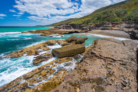 Singing Stones Beach - Attractions 0