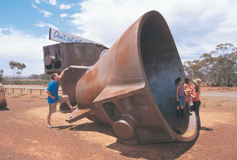 WMC Resource Nickel Pots - Attractions 0