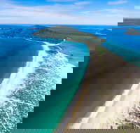 Yacaaba Head - Attractions