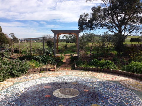 Arc Yinnar - Attractions 0
