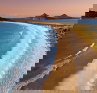 Bennetts Beach - Attractions