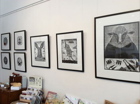 Falkner Gallery - Attractions 2