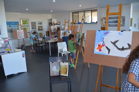 Finite Gallery - Attractions 2