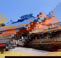 Goat Island - Attractions