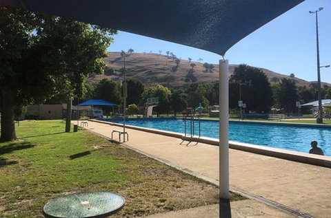 Gundagai Memorial Swimming Pool - Attractions 0
