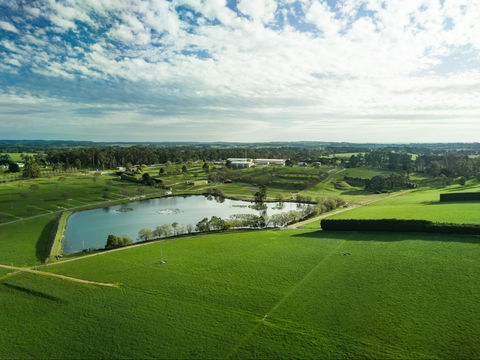 Lardner Park - Attractions 0