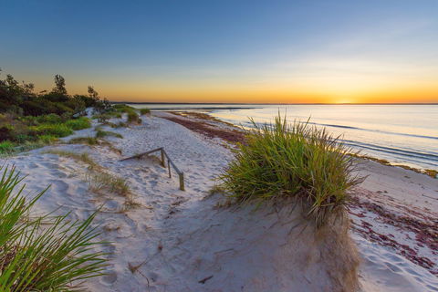 Moona Moona Beach - Attractions 1