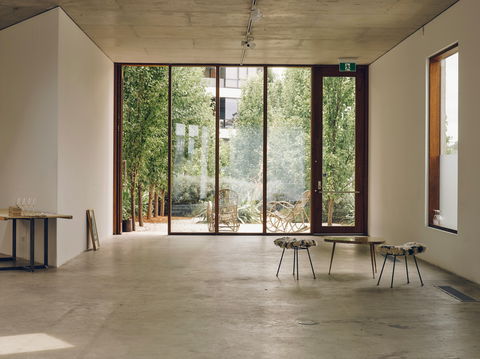 Nishi Gallery - Attractions 2