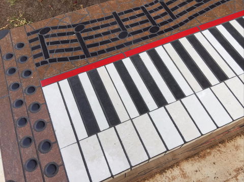 Piano Park Bench, Moonta - Attractions 2