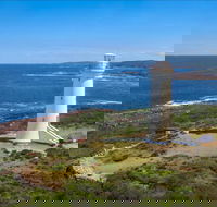 Point Stephens Lighthouse and Fingal Island - Attractions