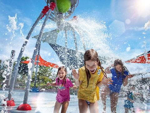 Robelle Domain - Attractions 0