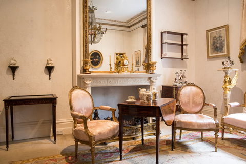 The Johnston Collection - Attractions 1
