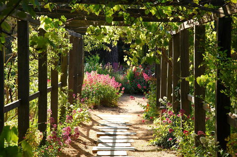 Buda Historic Home & Garden - Attractions 2