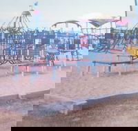 Edithburgh Playground - Attractions