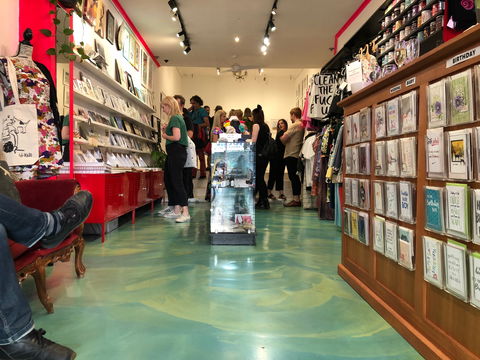 In.cube8r Gallery And Emporium - Attractions 1