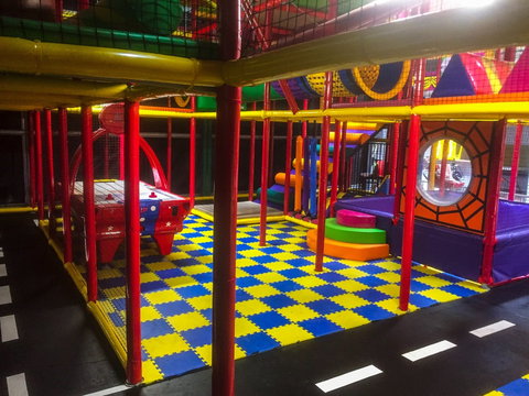 Kidz Shed Indoor Play Centre And Cafe - Attractions 2