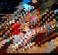 Les Stone Park - Attractions