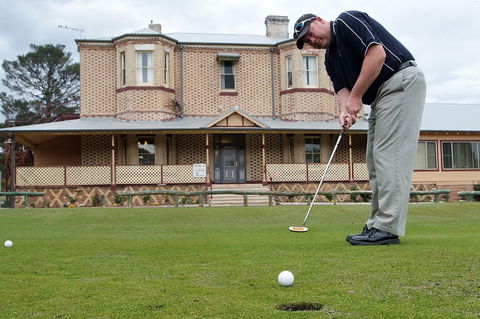 Lithgow Golf Club - Attractions 0