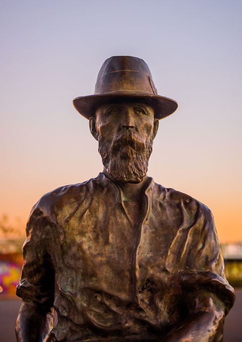 Paddy Hannan's Statue - Attractions 0