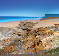 Reddell Beach - Attractions