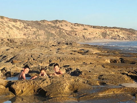 Streaky Bay - Back Beach - Attractions 1