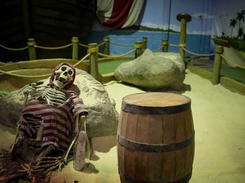 Unreal Mini Golf - Attractions 1