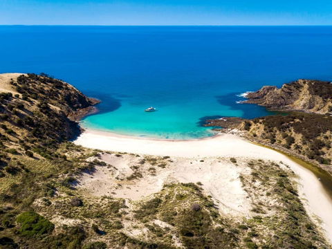 Western River Cove Beach - Attractions 0