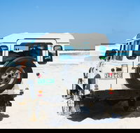 Brisbane to Fraser Island Adventure Drive - Attractions