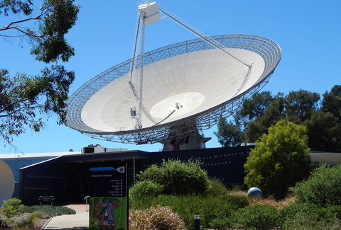 CSIRO Parkes Radio Telescope Visitor Centre - Attractions 0