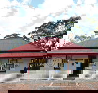Dredge's Cottage - Attractions