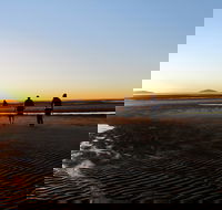 Far Beach - Attractions