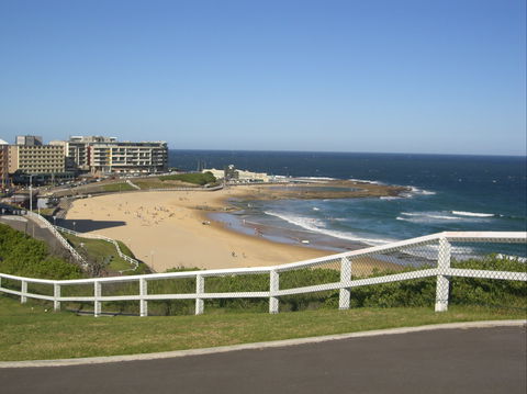 Newcastle Beach - Attractions 0