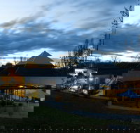 New England Regional Art Museum - Attractions