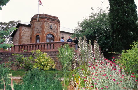 Old Government House - Attractions 0